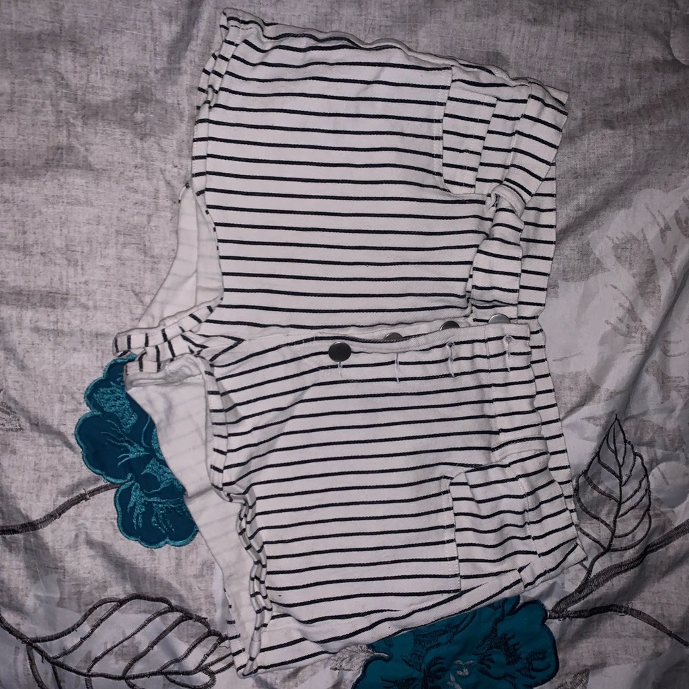 Altar’d state shorts!